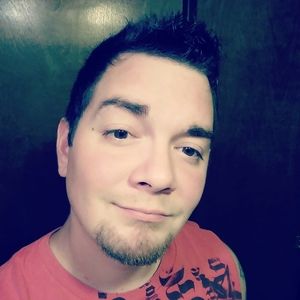 Meet your Posher, Dennis